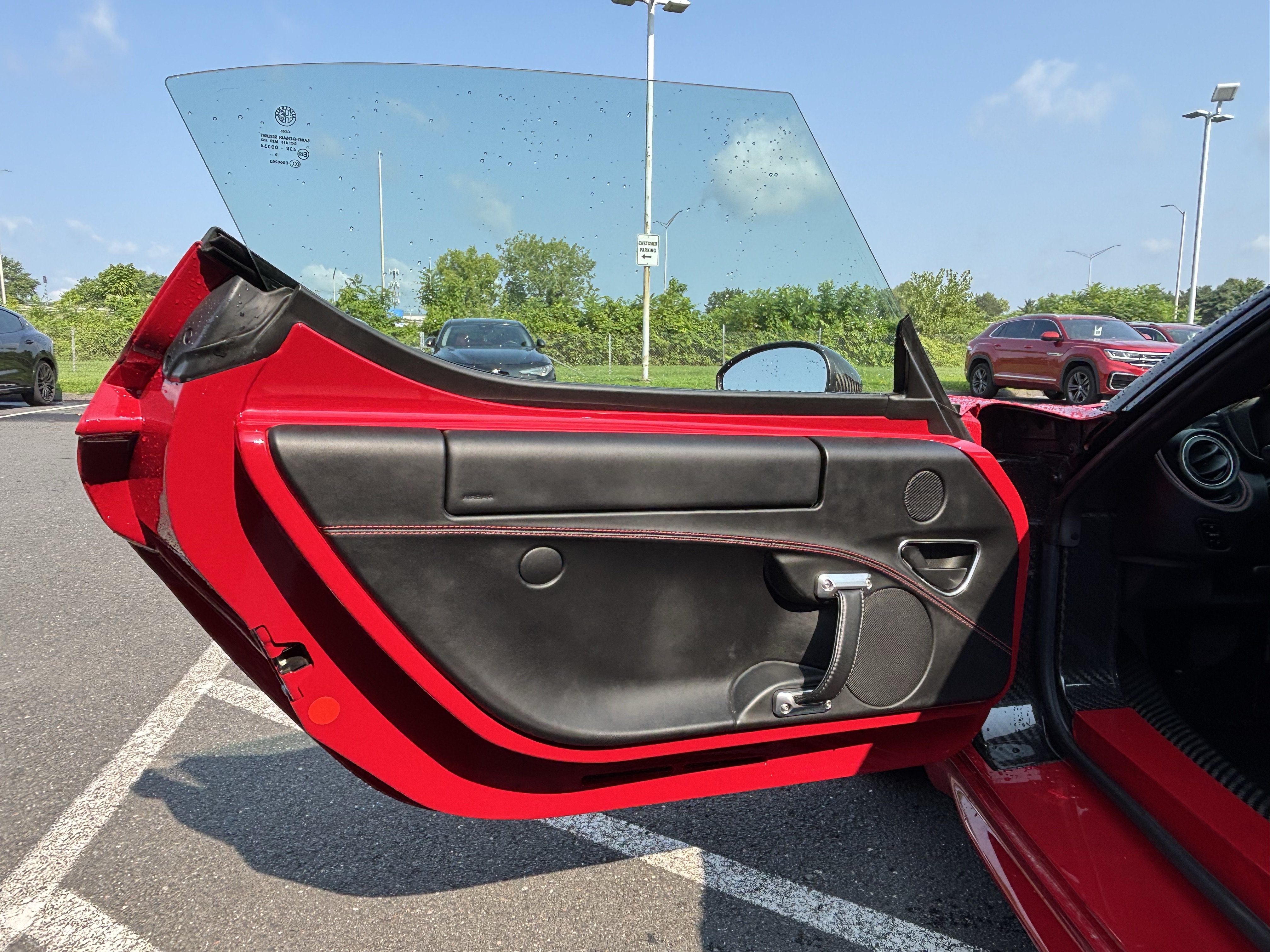 Used 2016 Alfa Romeo 4C Coupe w/ Coupe Track Package 1 RWD image 25