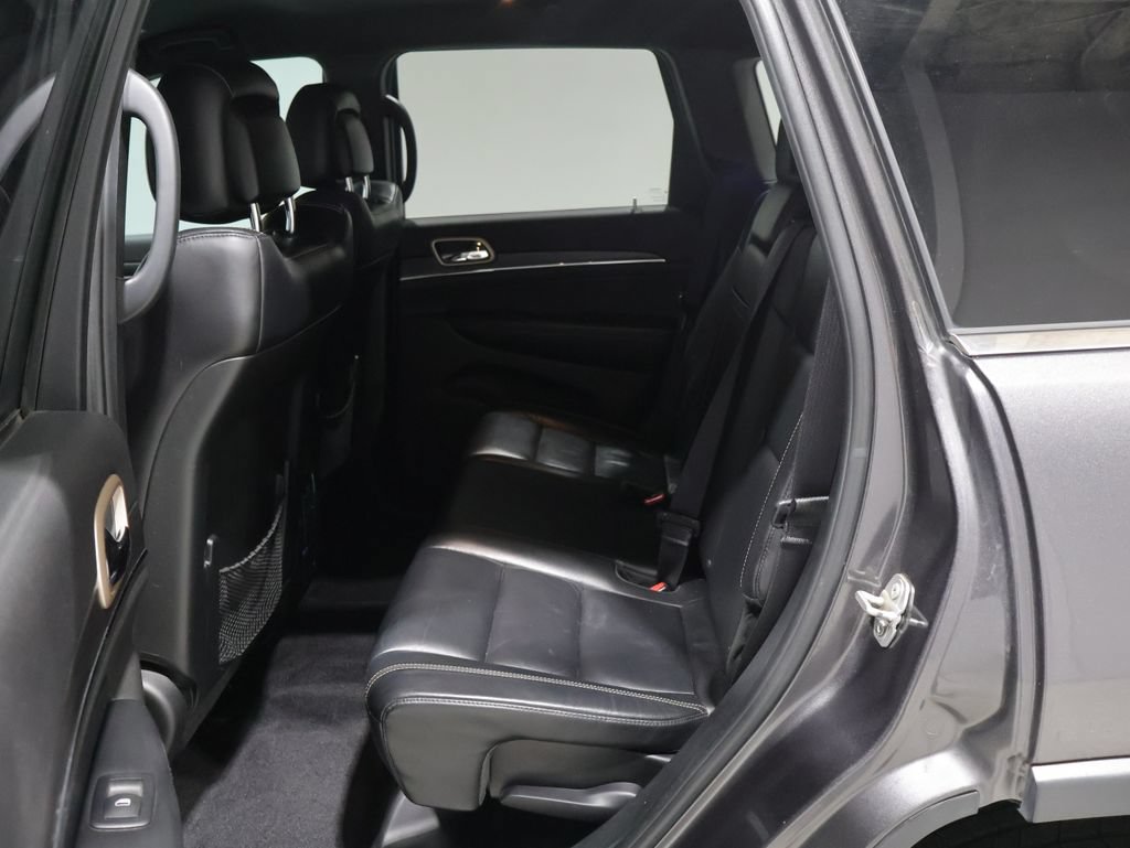Used 2017 Jeep Grand Cherokee Limited AWD/4WD image 18