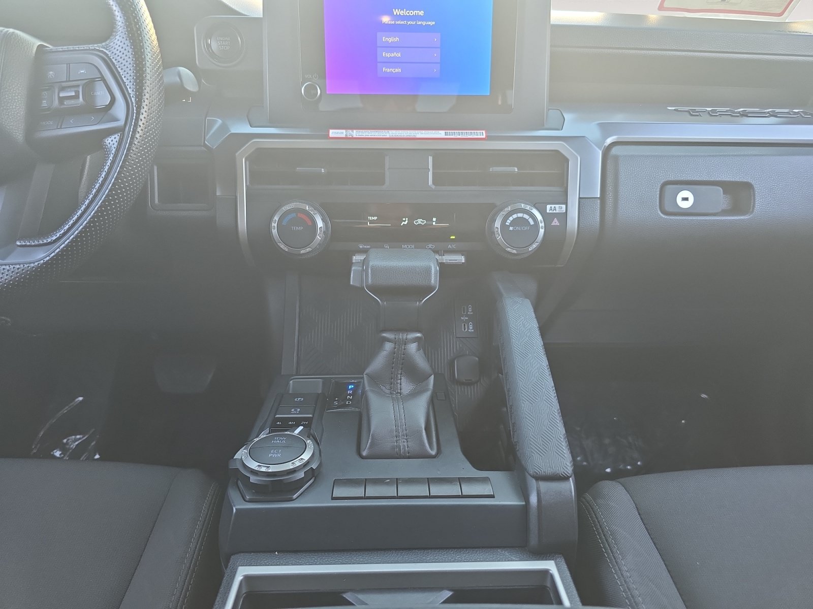 Certified 2025 Toyota Tacoma SR5 AWD/4WD image 11