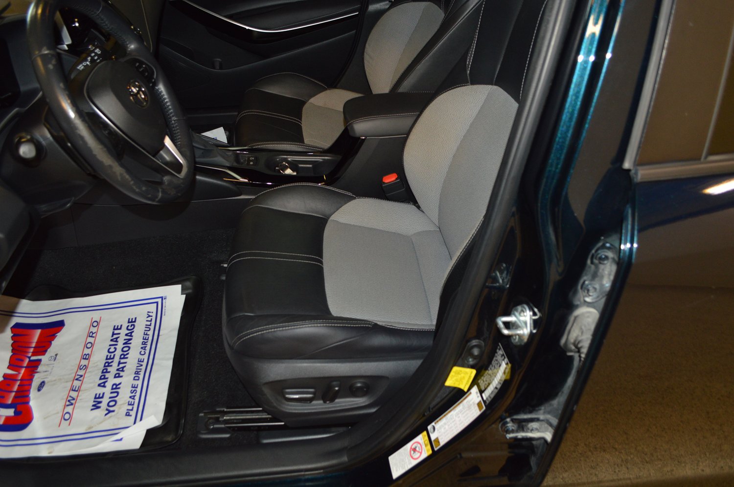 Used 2019 Toyota Corolla XSE FWD image 15