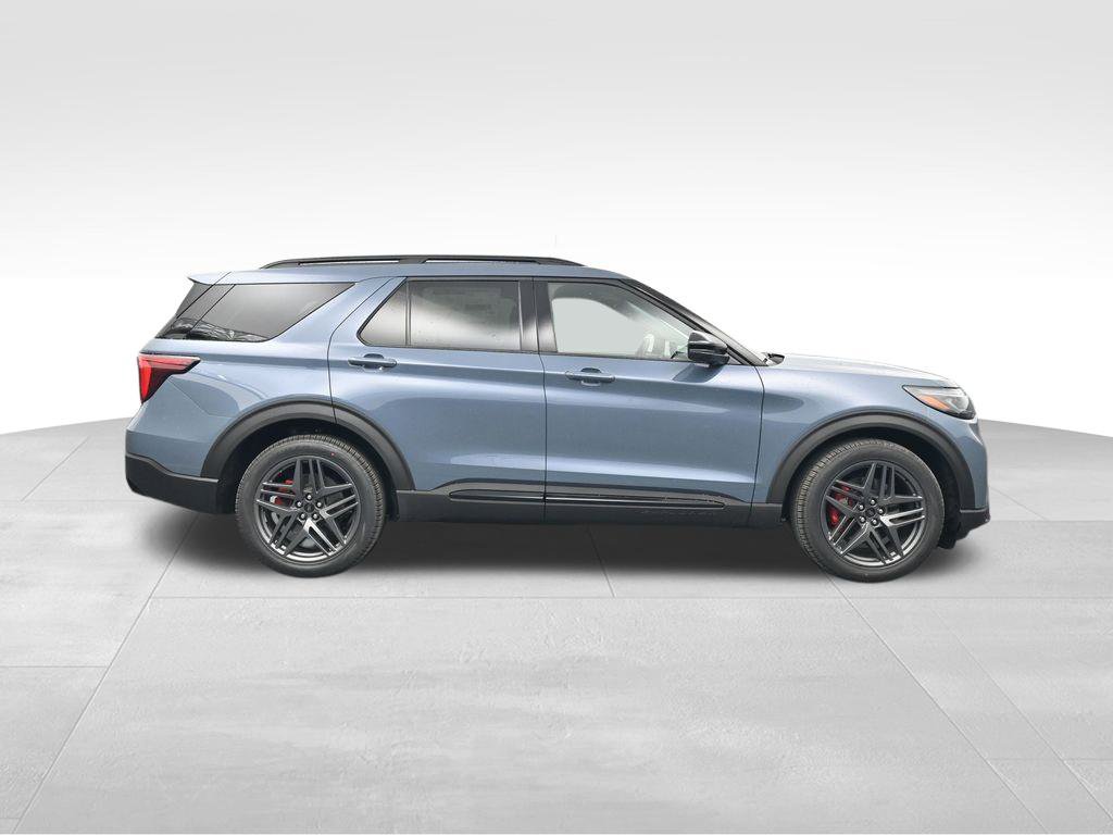 New 2026 Ford Explorer ST image 9