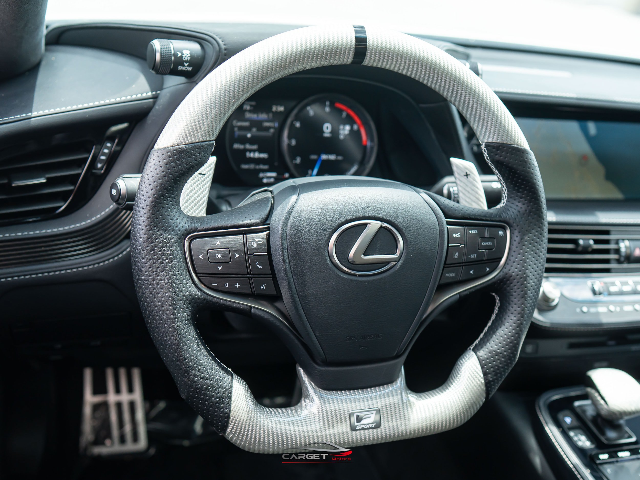 Used 2018 Lexus LS 500 F Sport w/ Accessory Package (Z1) AWD/4WD image 24