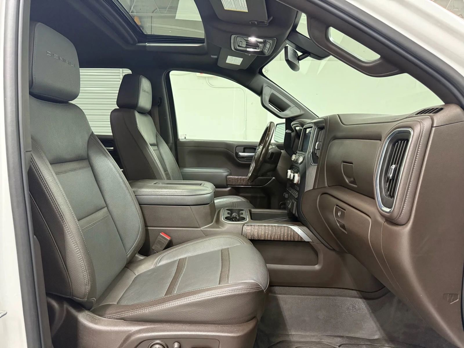 Used 2021 GMC Sierra 1500 Denali w/ LPO, GMC Protection Package AWD/4WD image 13