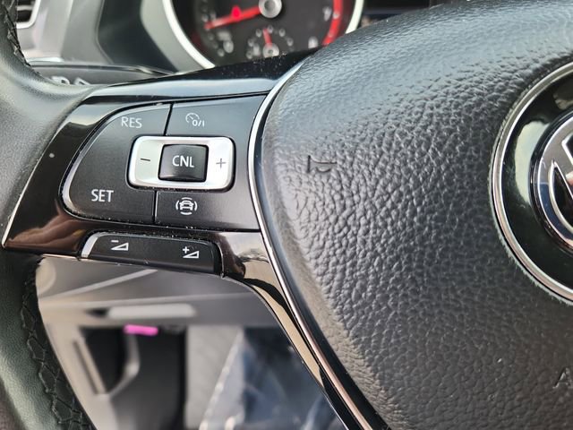 Used 2020 Volkswagen Tiguan SE w/ 3rd Row Seat Package image 19
