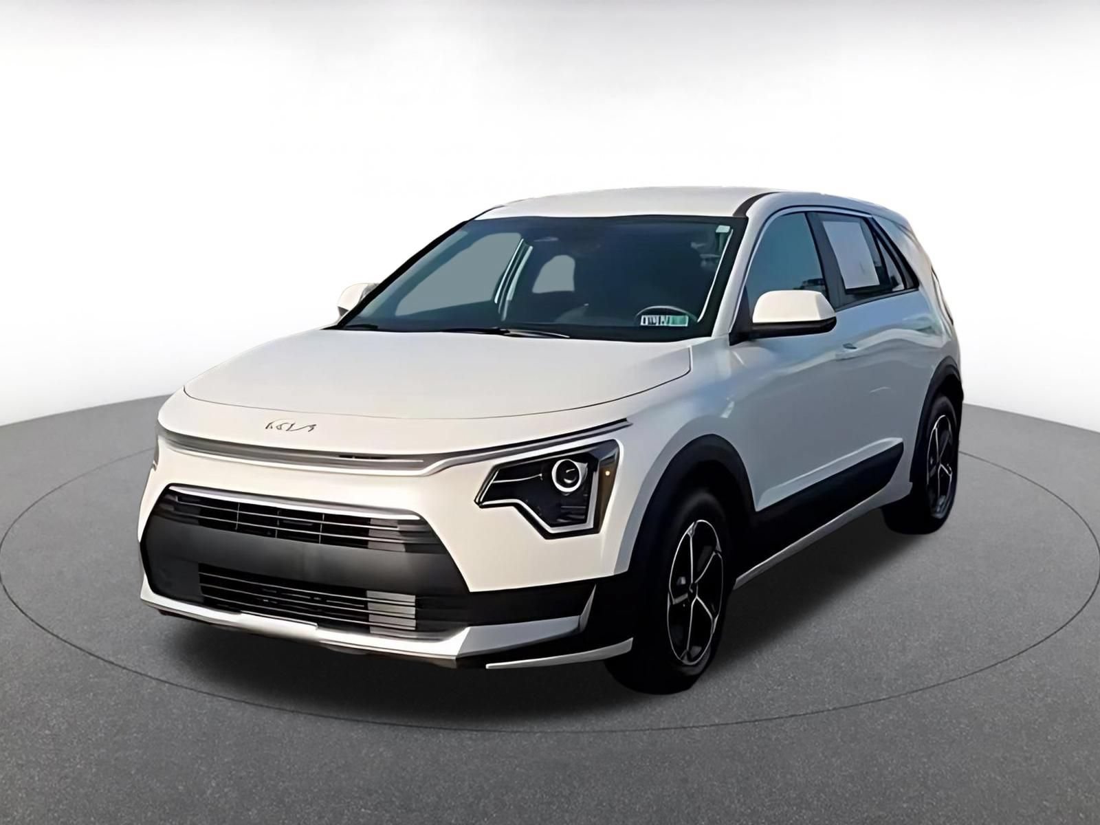 Used 2026 Kia Niro LX FWD image 7