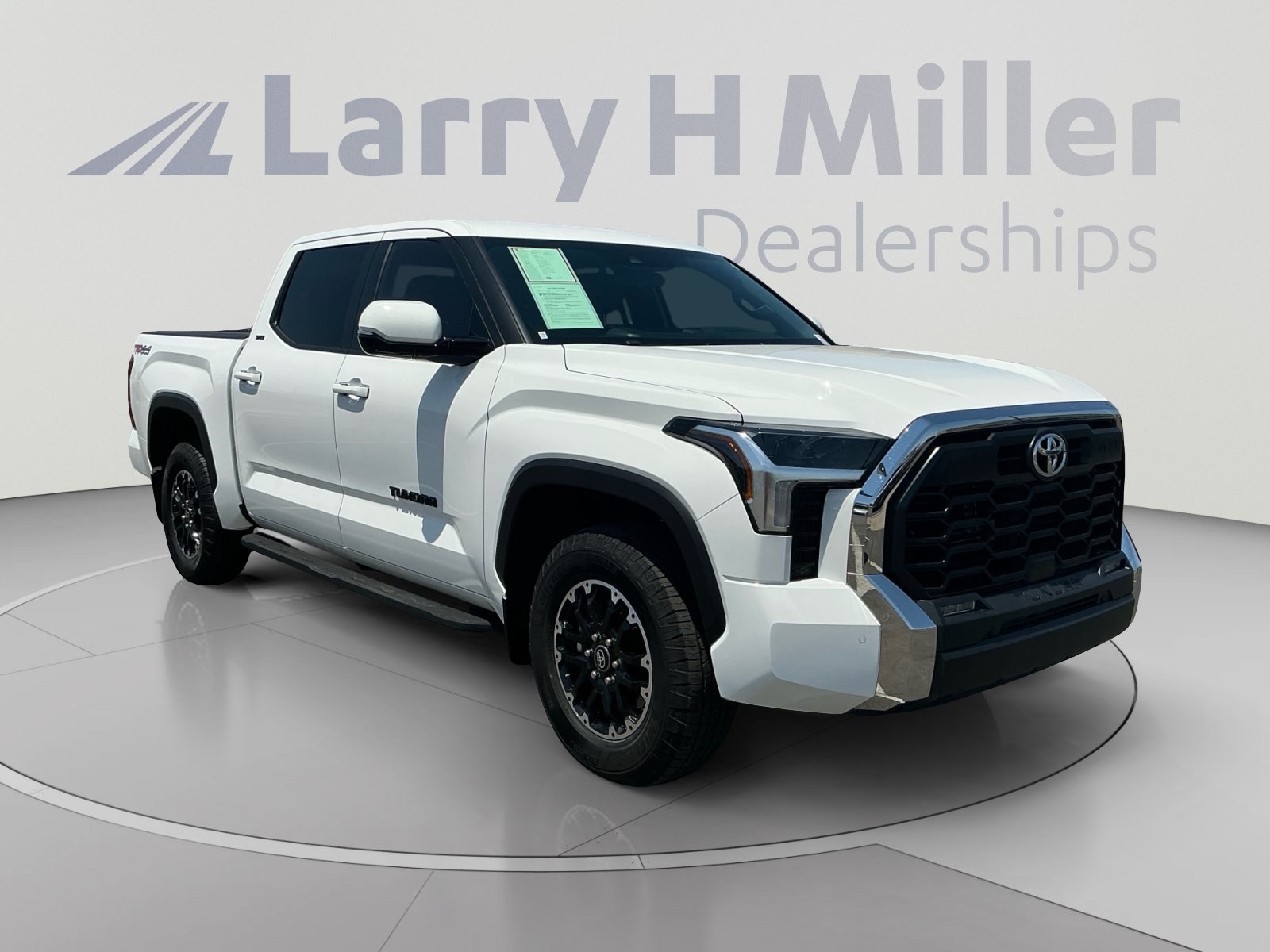 Certified 2025 Toyota Tundra SR5 w/ TRD Off-Road Package AWD/4WD image 7