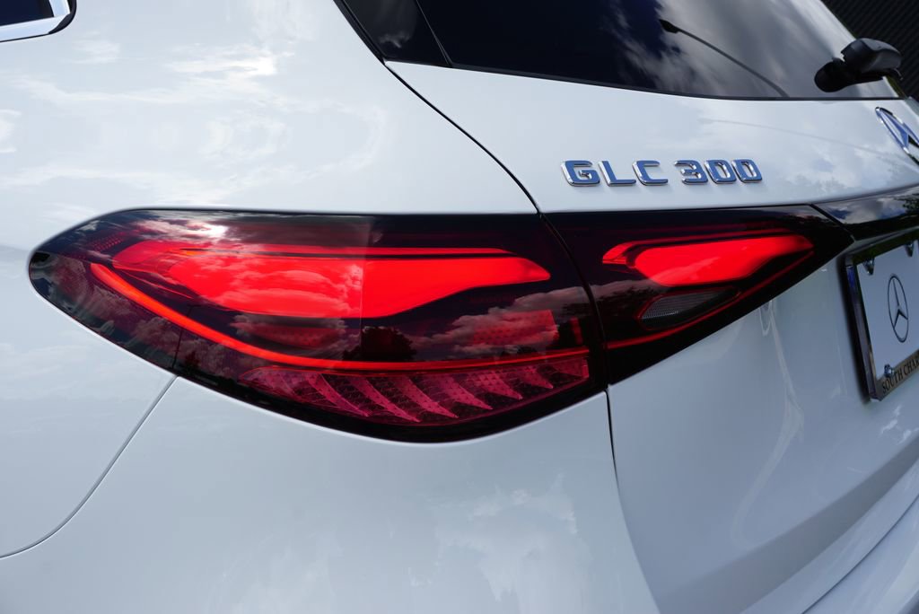 Certified 2025 Mercedes-Benz GLC 300 4MATIC image 15
