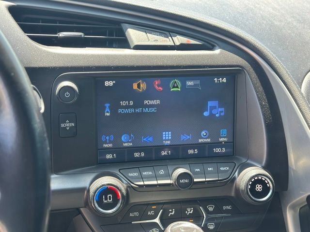 Used 2019 Chevrolet Corvette Stingray Coupe w/ Carbon Flash Badge Package RWD image 8
