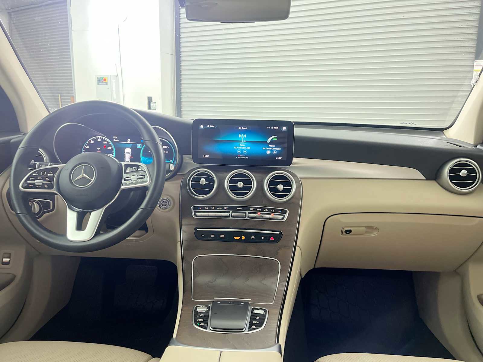 Used 2021 Mercedes-Benz GLC 300 4MATIC image 10