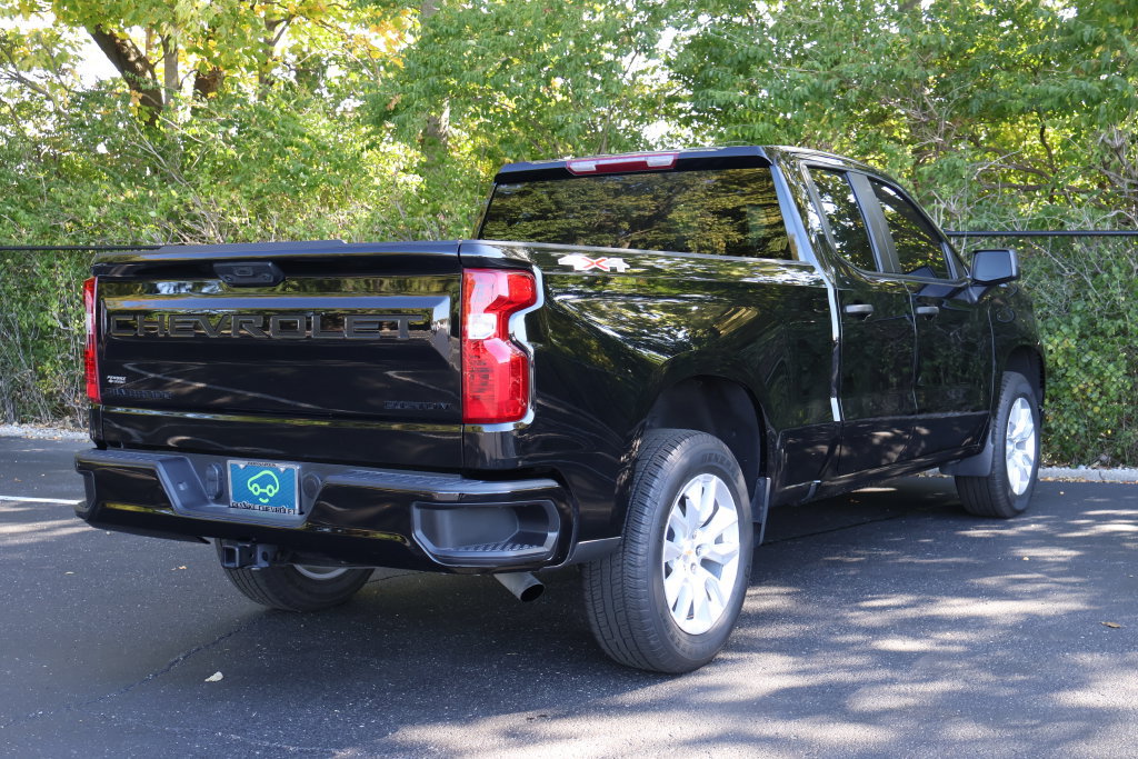 Certified 2024 Chevrolet Silverado 1500 Custom w/ LPO, Dark Essentials Package AWD/4WD image 11