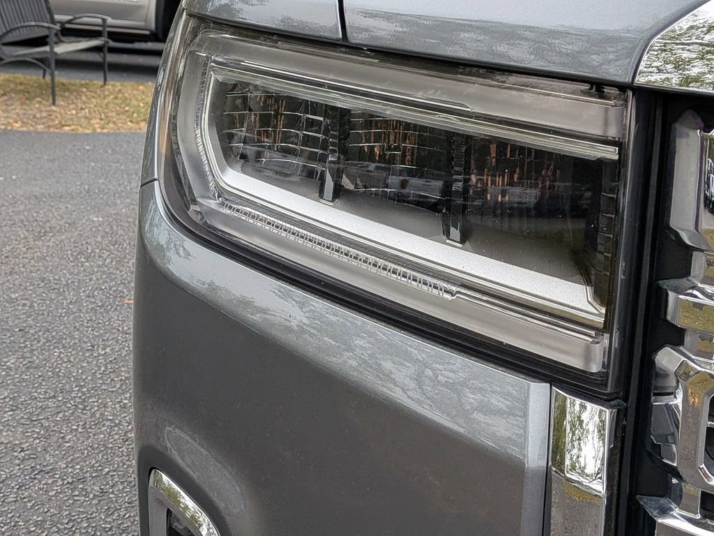 Used 2022 GMC Acadia Denali w/ Denali Technology Package image 9