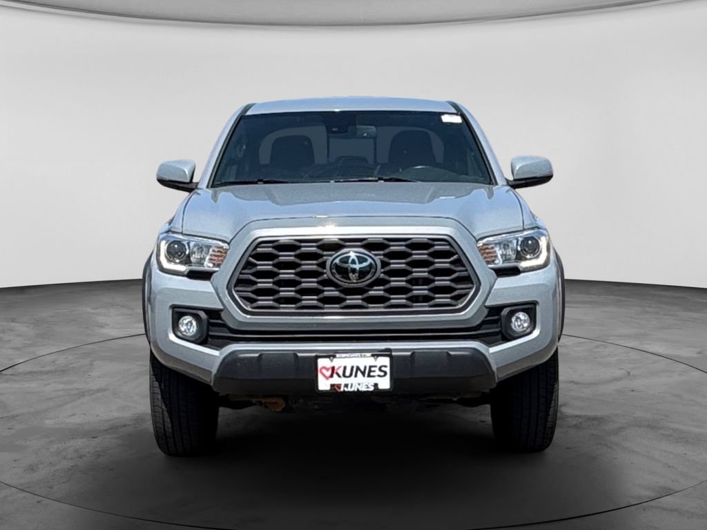 Used 2021 Toyota Tacoma TRD Sport AWD/4WD image 2