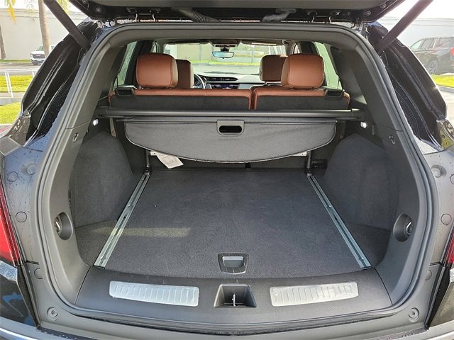 Used 2025 Cadillac XT5 Premium Luxury w/ Technology Package image 22