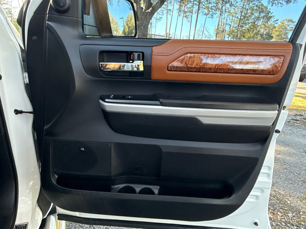 Used 2019 Toyota Tundra 1794 Edition image 17