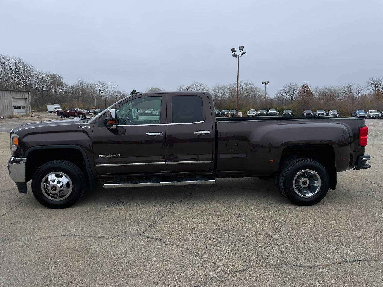 Used 2016 GMC Sierra 3500 SLT w/ Driver Alert Package image 2