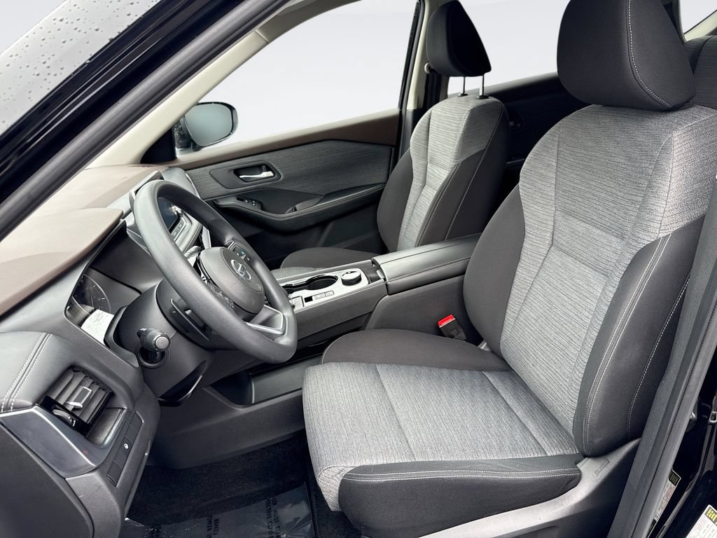 Used 2021 Nissan Rogue SV AWD/4WD image 13