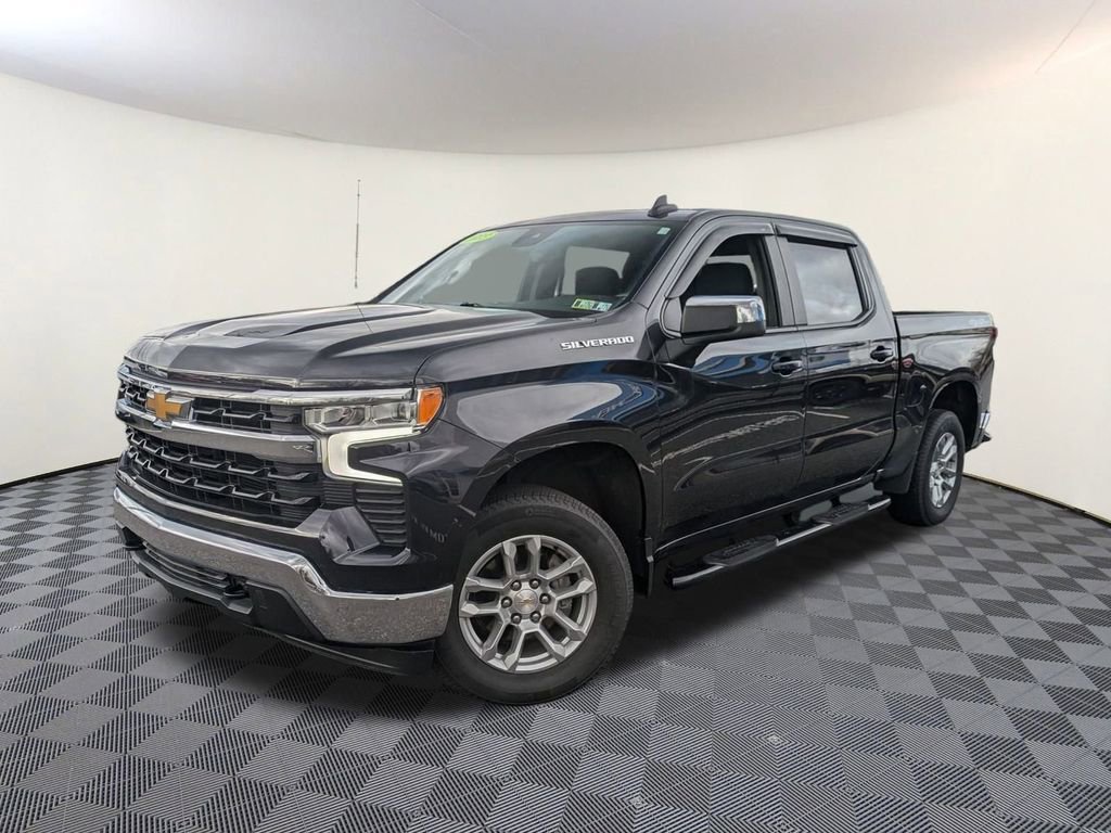 Used 2023 Chevrolet Silverado 1500 LT image 1