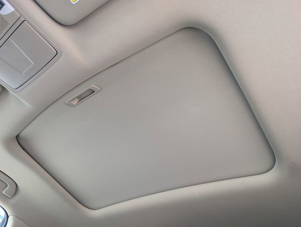 Used 2017 Acura MDX SH-AWD image 16