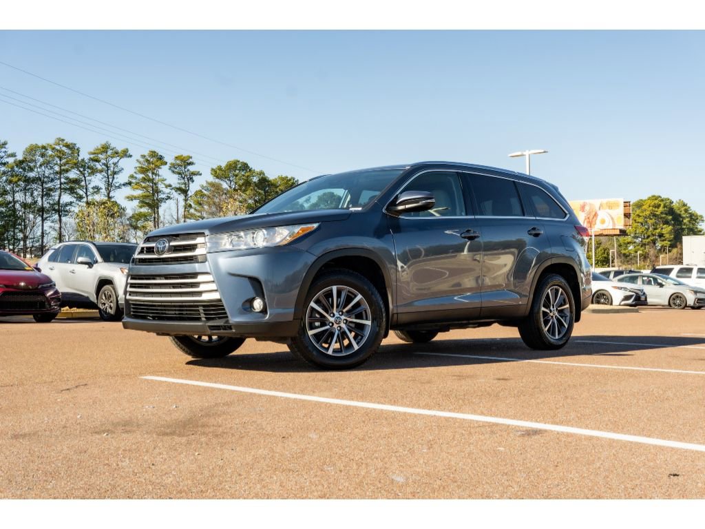 Used 2019 Toyota Highlander XLE
