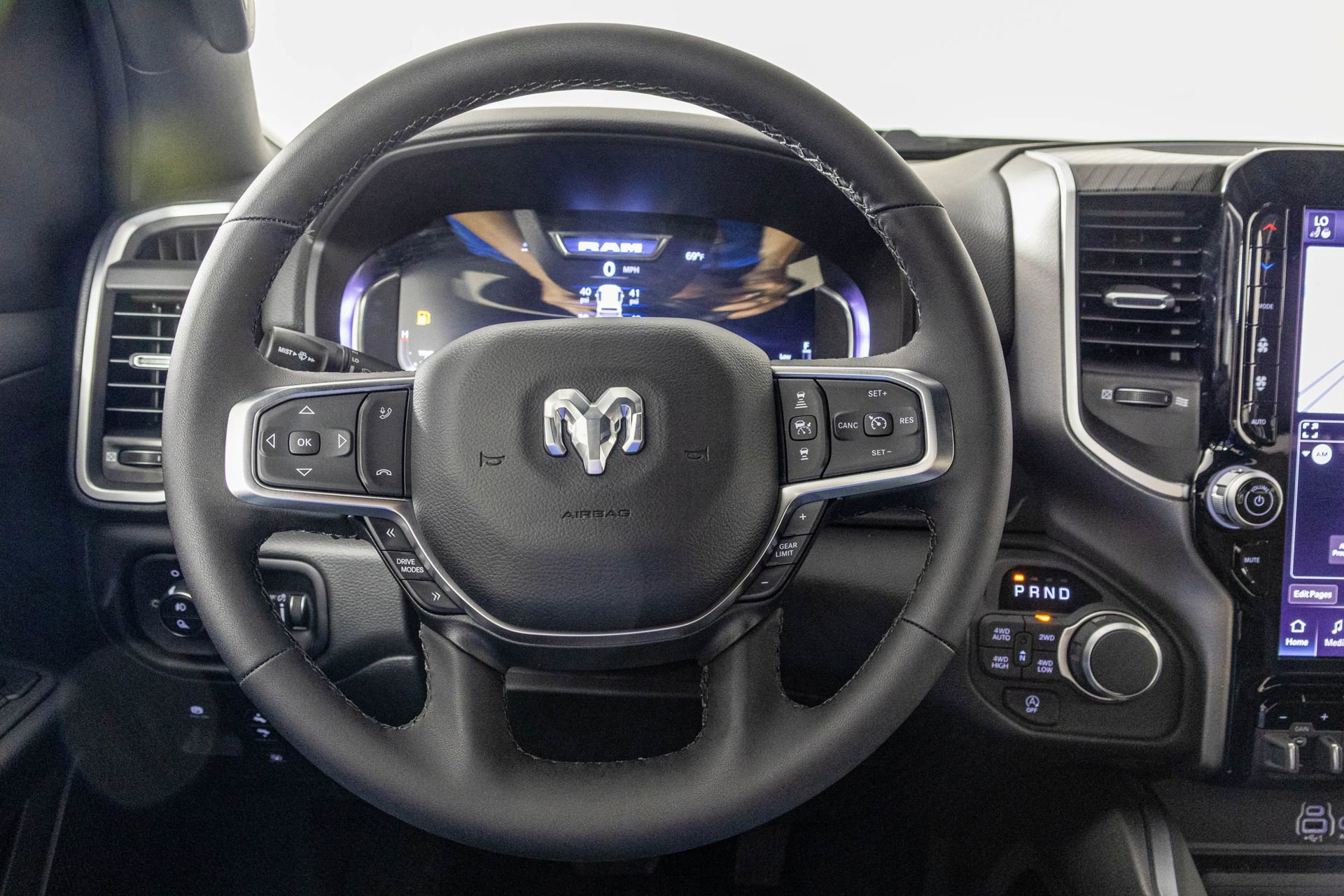 New 2026 RAM 1500 Big Horn AWD/4WD image 28