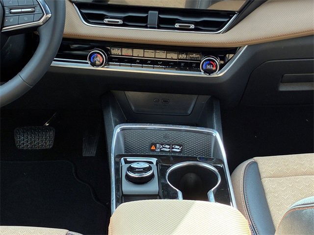 New 2026 Chevrolet Equinox ACTIV w/ Convenience Package III image 20