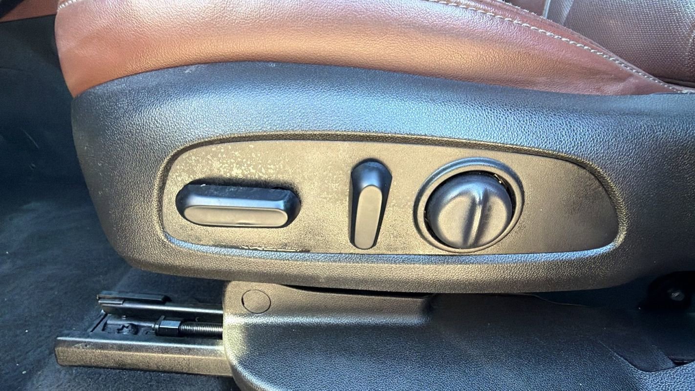 Used 2018 Buick Enclave Avenir w/ Avenir Technology Package image 17