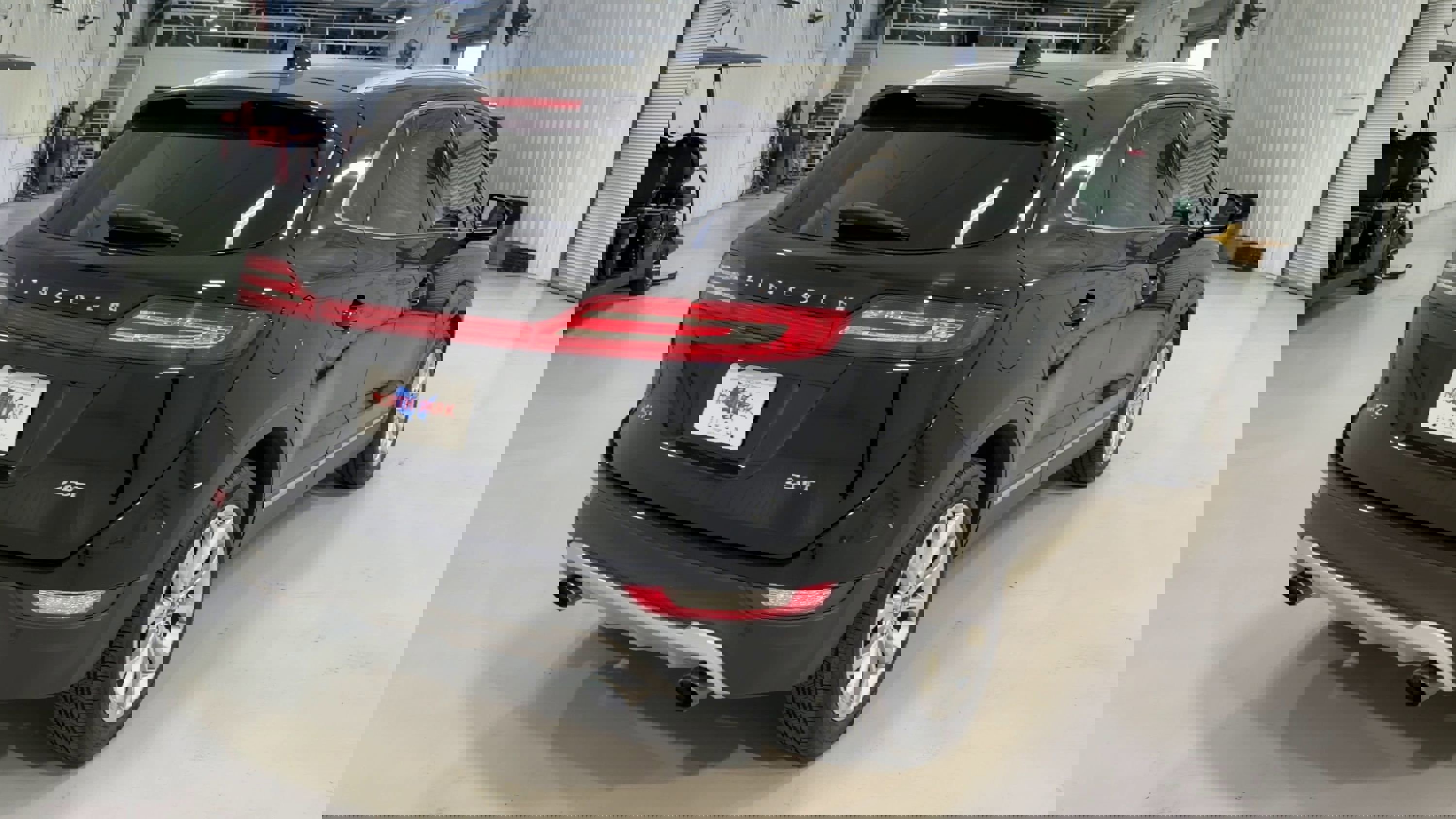 Used 2018 Lincoln MKC Select w/ Select Plus Package image 9