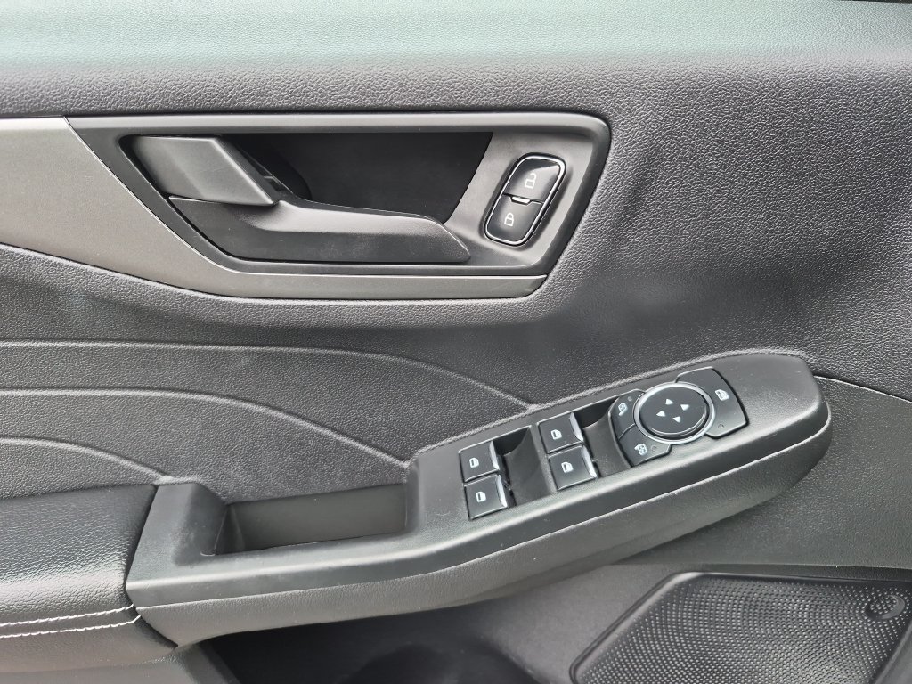 Certified 2023 Ford Escape Active AWD/4WD image 19