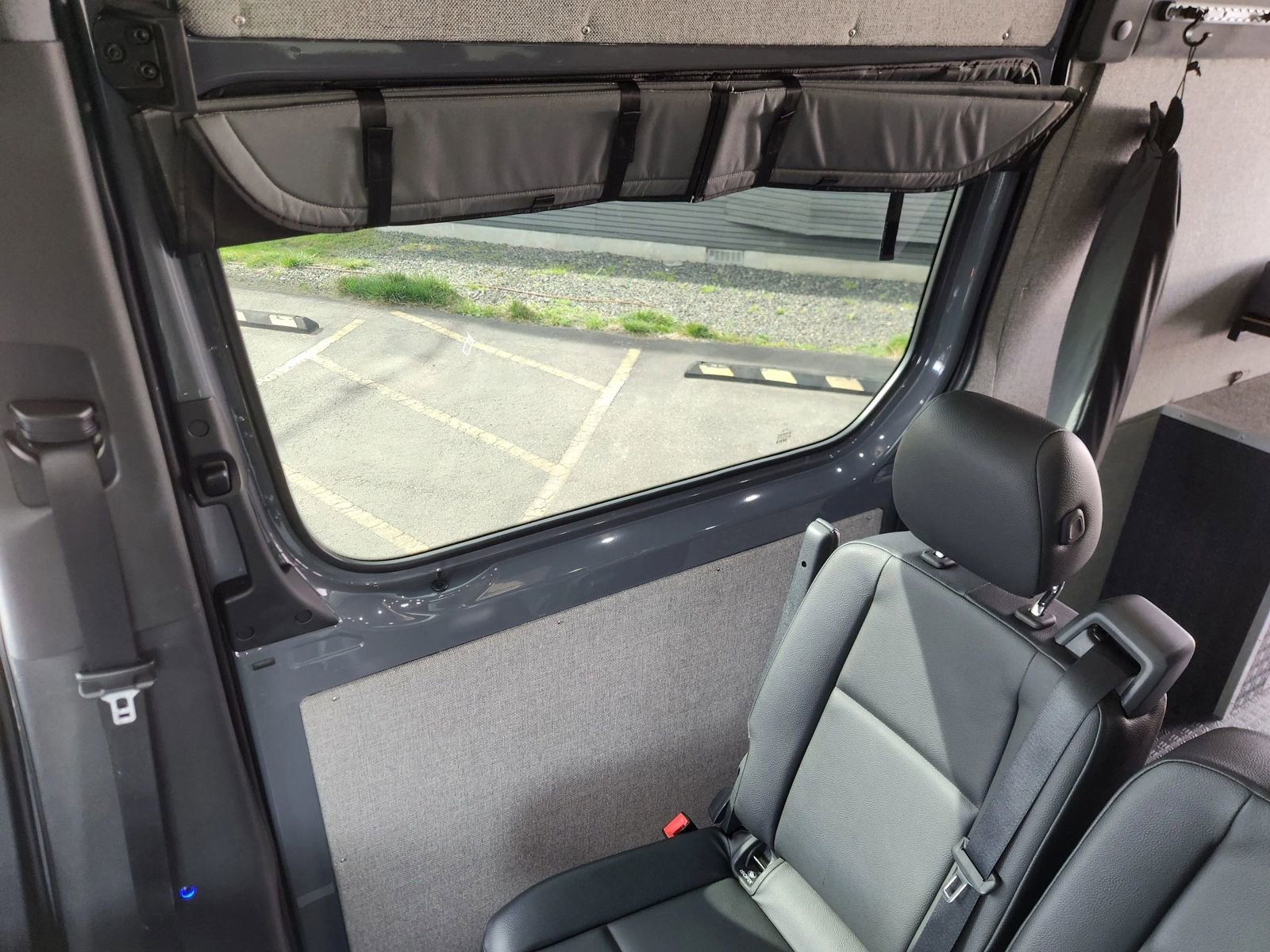 Used 2022 Mercedes-Benz Sprinter 2500 image 13