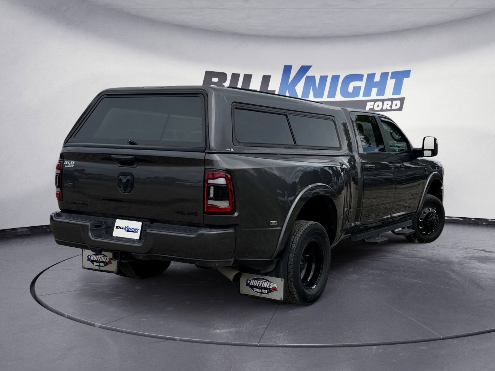 Used 2023 RAM 3500 Limited w/ Night Edition AWD/4WD image 5