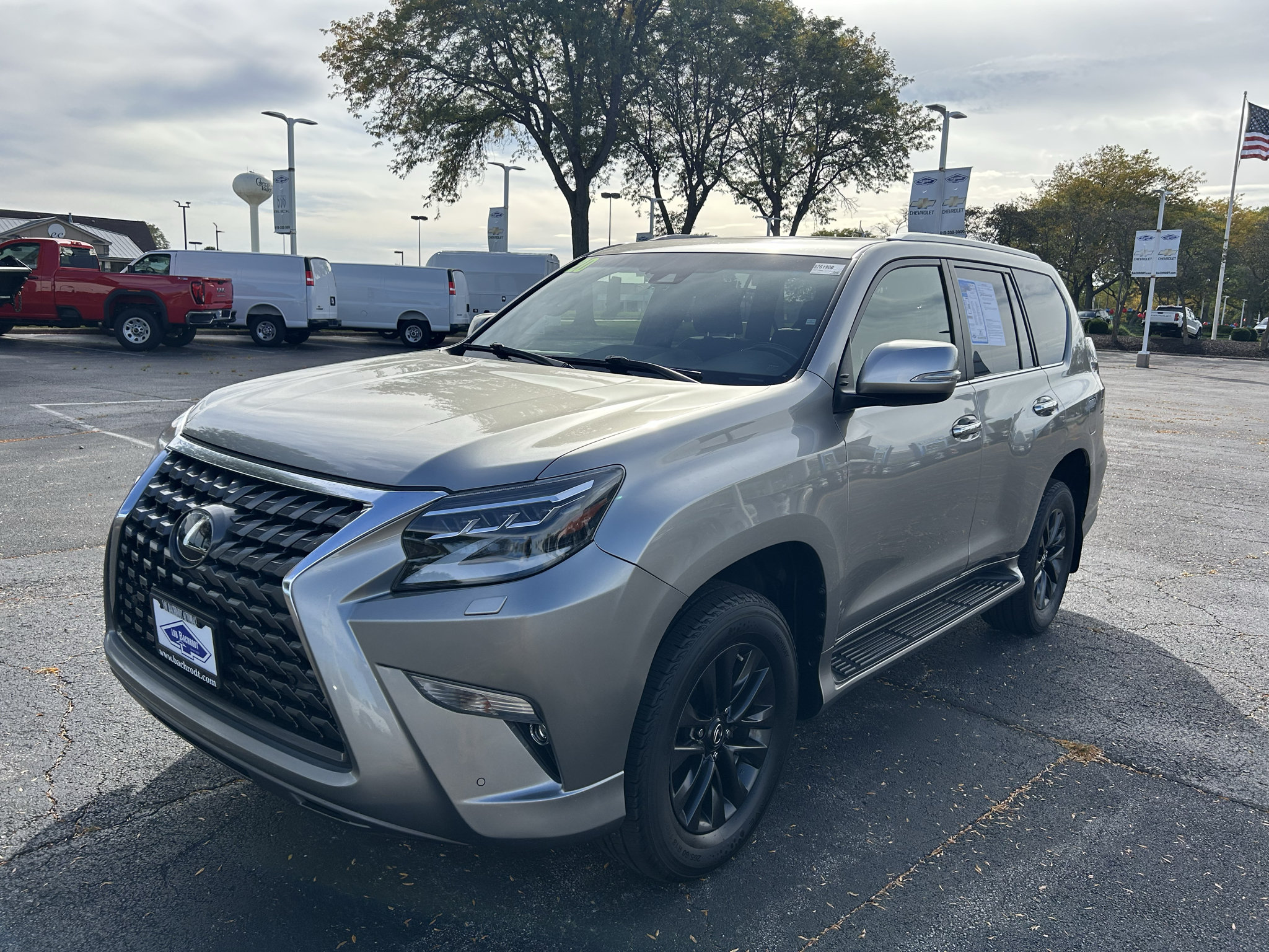 Used 2020 Lexus GX 460 Premium w/ Premium Package AWD/4WD image 3