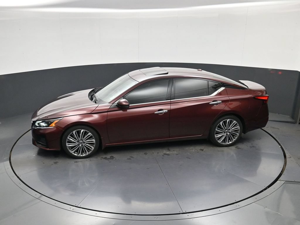 Certified 2024 Nissan Altima 2.5 SL FWD image 30