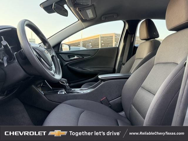 Used 2023 Chevrolet Malibu LT FWD image 28