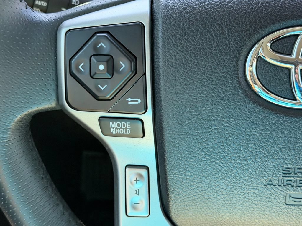 Used 2019 Toyota 4Runner Limited AWD/4WD image 12