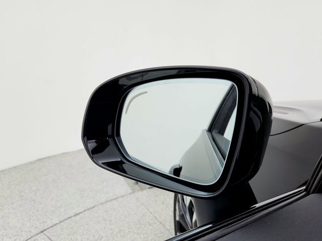 New 2026 Volvo XC60 B5 Plus w/ Protection Package Premier image 23