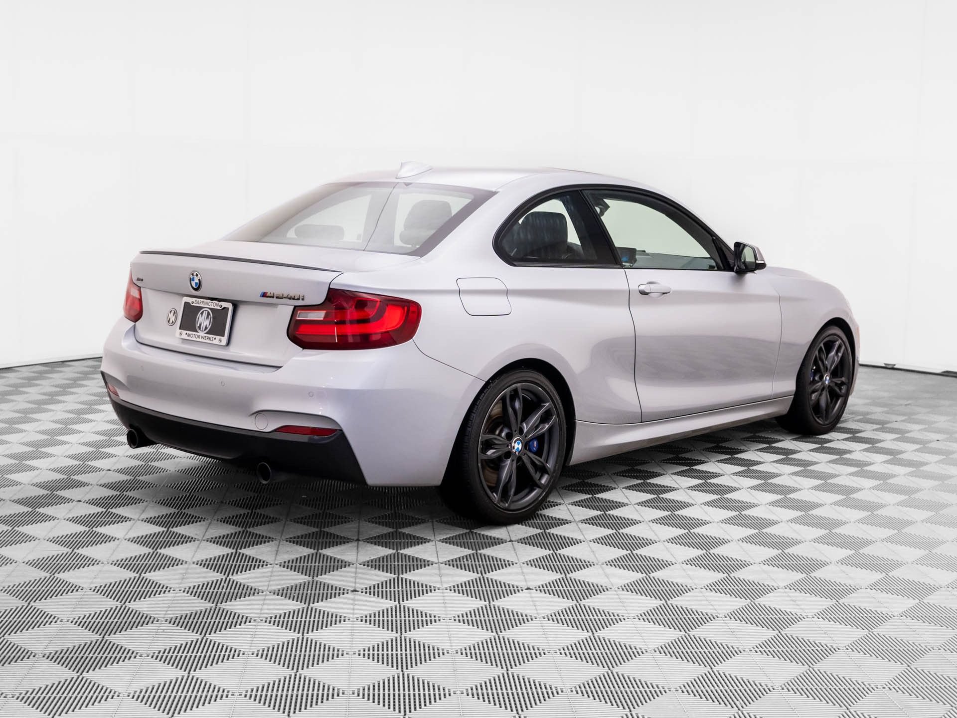 Used 2017 BMW M240i xDrive Coupe AWD/4WD image 5