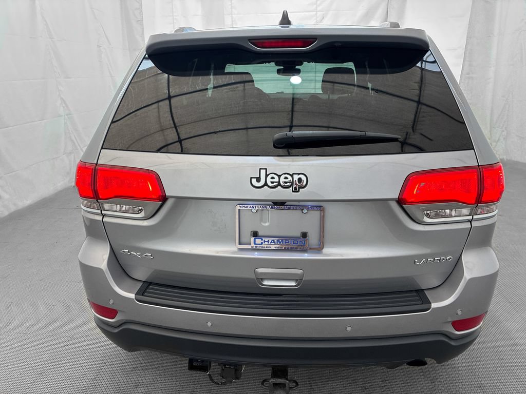Used 2017 Jeep Grand Cherokee Laredo w/ Quick Order Package 23E AWD/4WD image 5