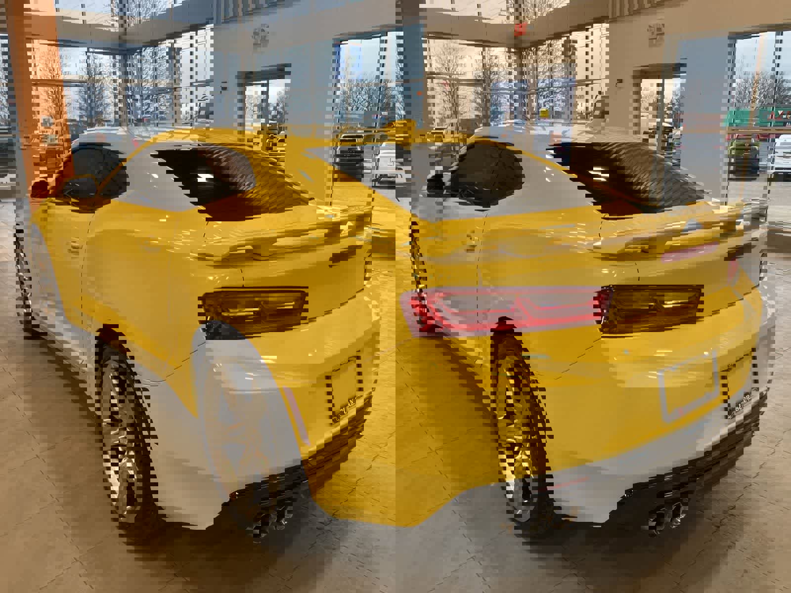 Used 2017 Chevrolet Camaro SS image 7