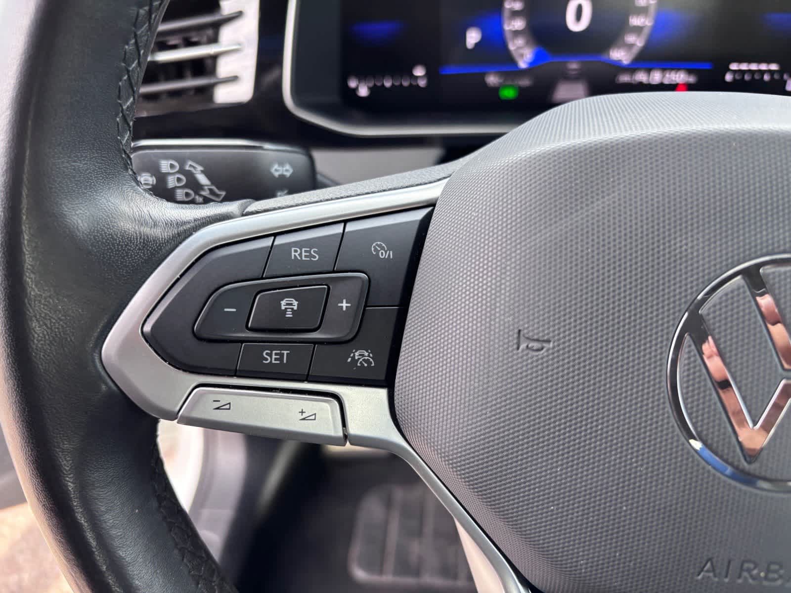 Used 2025 Volkswagen Jetta Sport FWD image 18