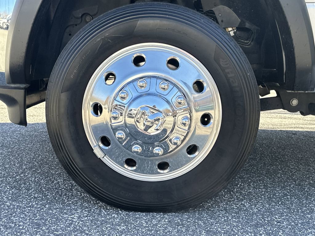 Used 2024 RAM 4500 SLT w/ Quick Order Package 2YG SLT image 15