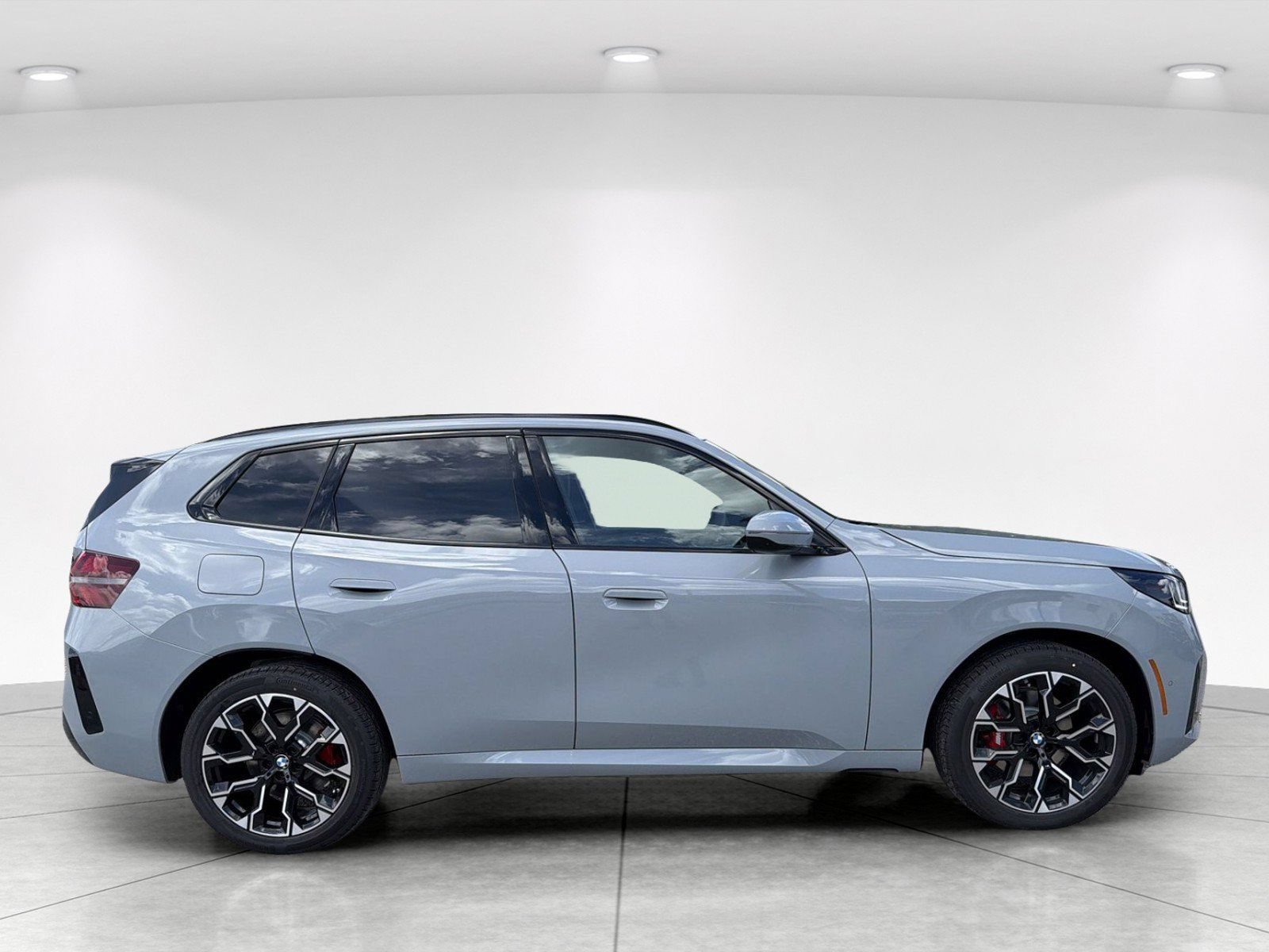 New 2026 BMW X3 xDrive30i w/ Premium Package AWD/4WD image 3