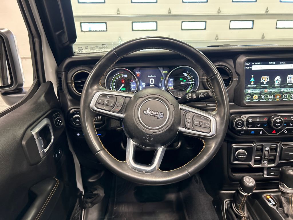 Used 2022 Jeep Wrangler Unlimited Sahara image 29