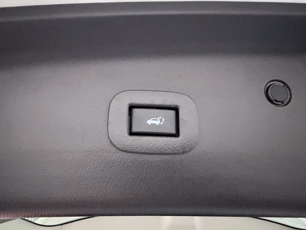 Certified 2023 INFINITI QX80 Premium Select w/ All-Season Package RWD image 32