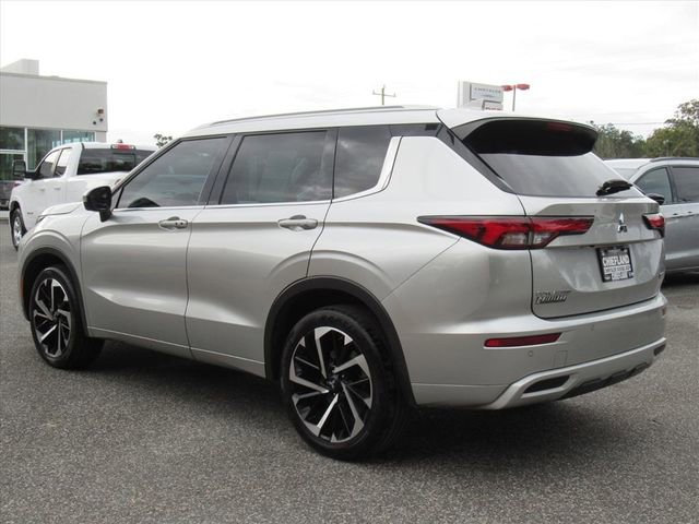 Used 2022 Mitsubishi Outlander SEL image 4