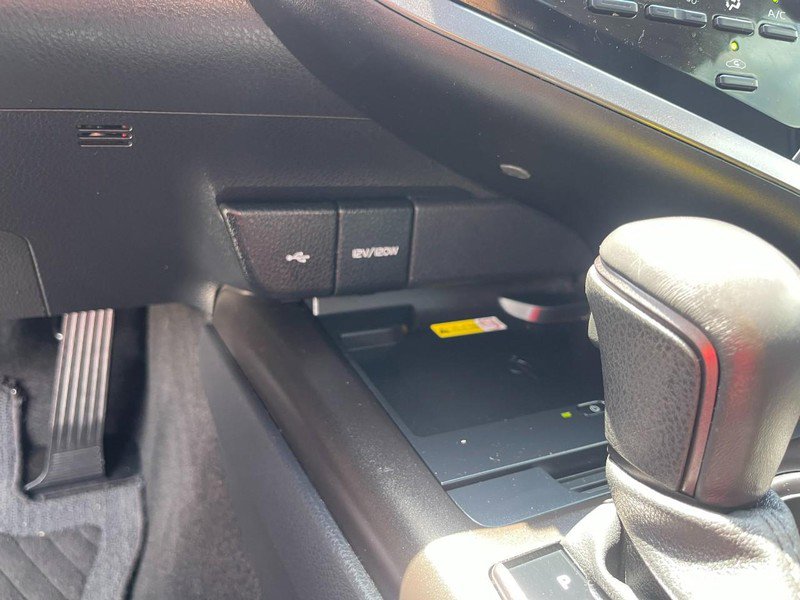 Used 2024 Toyota Camry XSE image 30