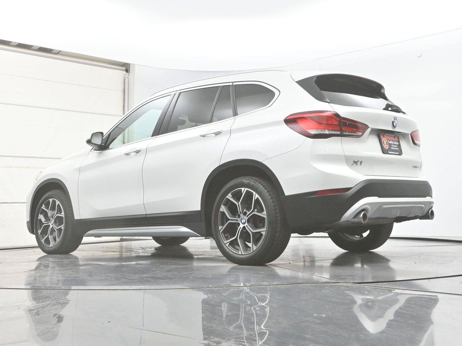Used 2020 BMW X1 xDrive28i w/ Premium Package AWD/4WD image 32