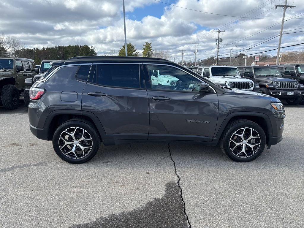 Certified 2024 Jeep Compass Limited image 6