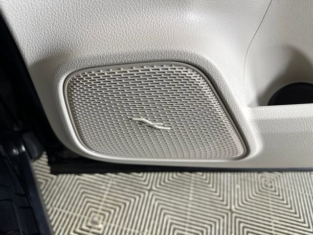 Used 2024 Mercedes-Benz EQB 250+ 250+ image 28