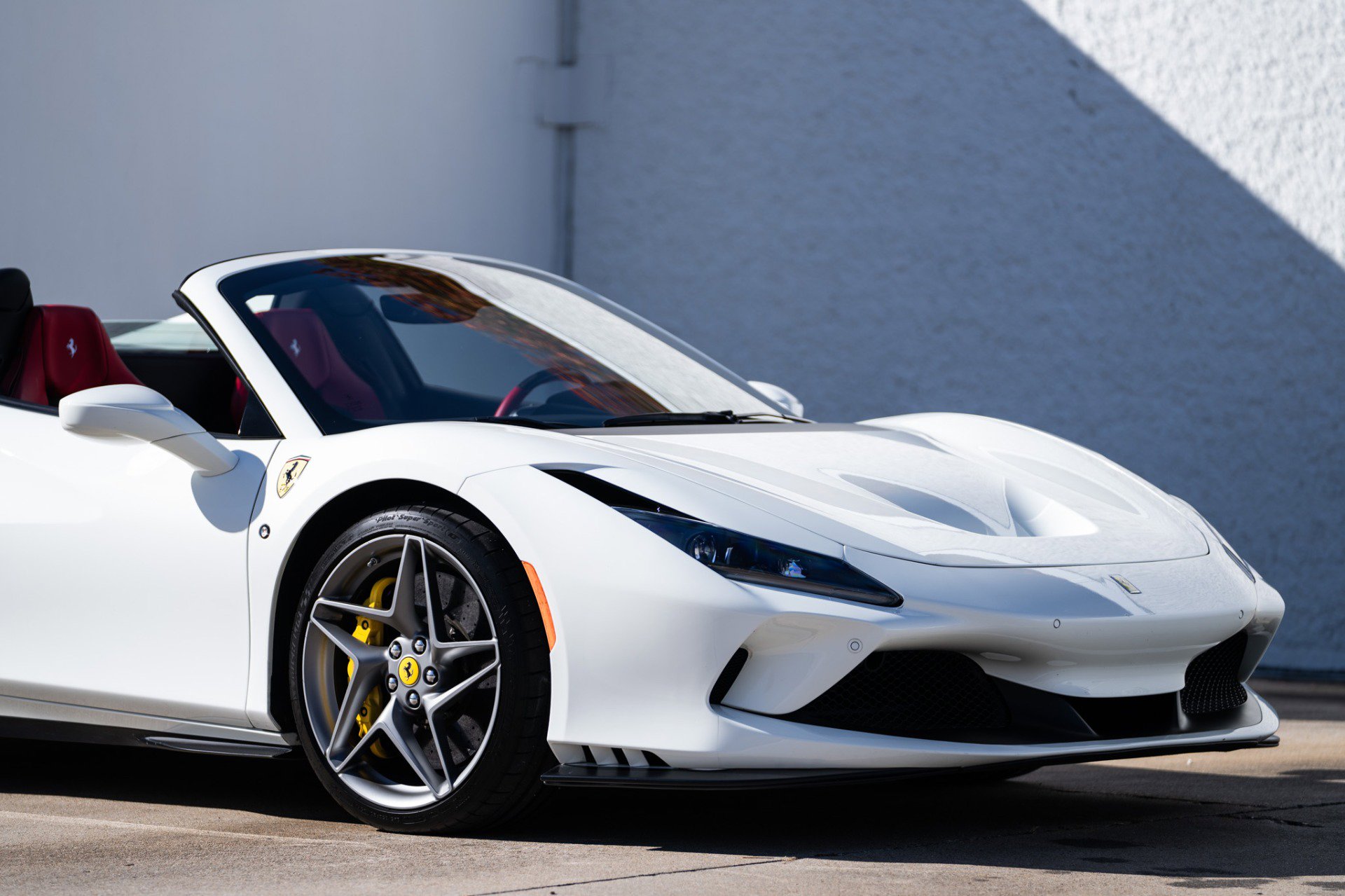 Used 2023 Ferrari F8 Tributo image 26