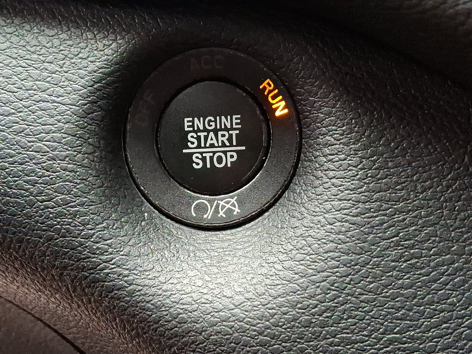 Certified 2020 Jeep Cherokee Trailhawk w/ Cold Weather Group image 27